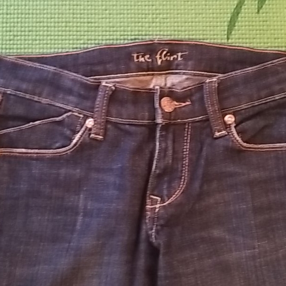 Jeans - Picture 2 of 3